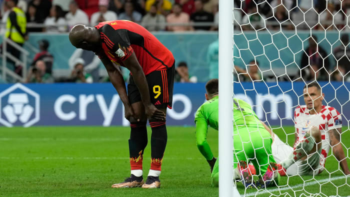 Romelu Lukaku laments a miss vs. Croatia